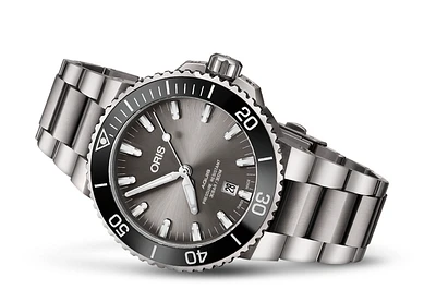 Oris Aquis Titanium Date Grey Dial 44MM Automatic