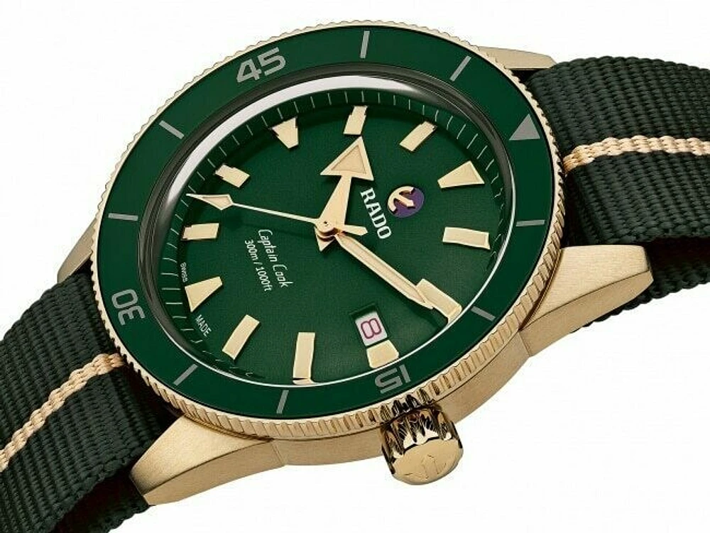 Captain Cook Bronze Green Dial 42MM Automatic R32504317