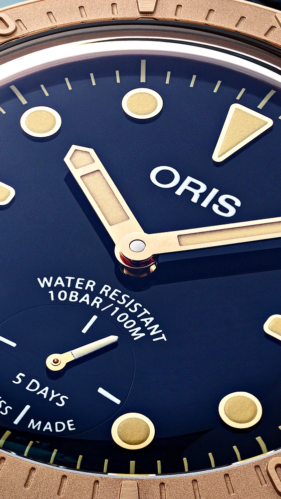 Oris Carl Brashear Calibre 401 Limited Edition Blue Dial 40MM Automatic 01 401 7764 3185-Set