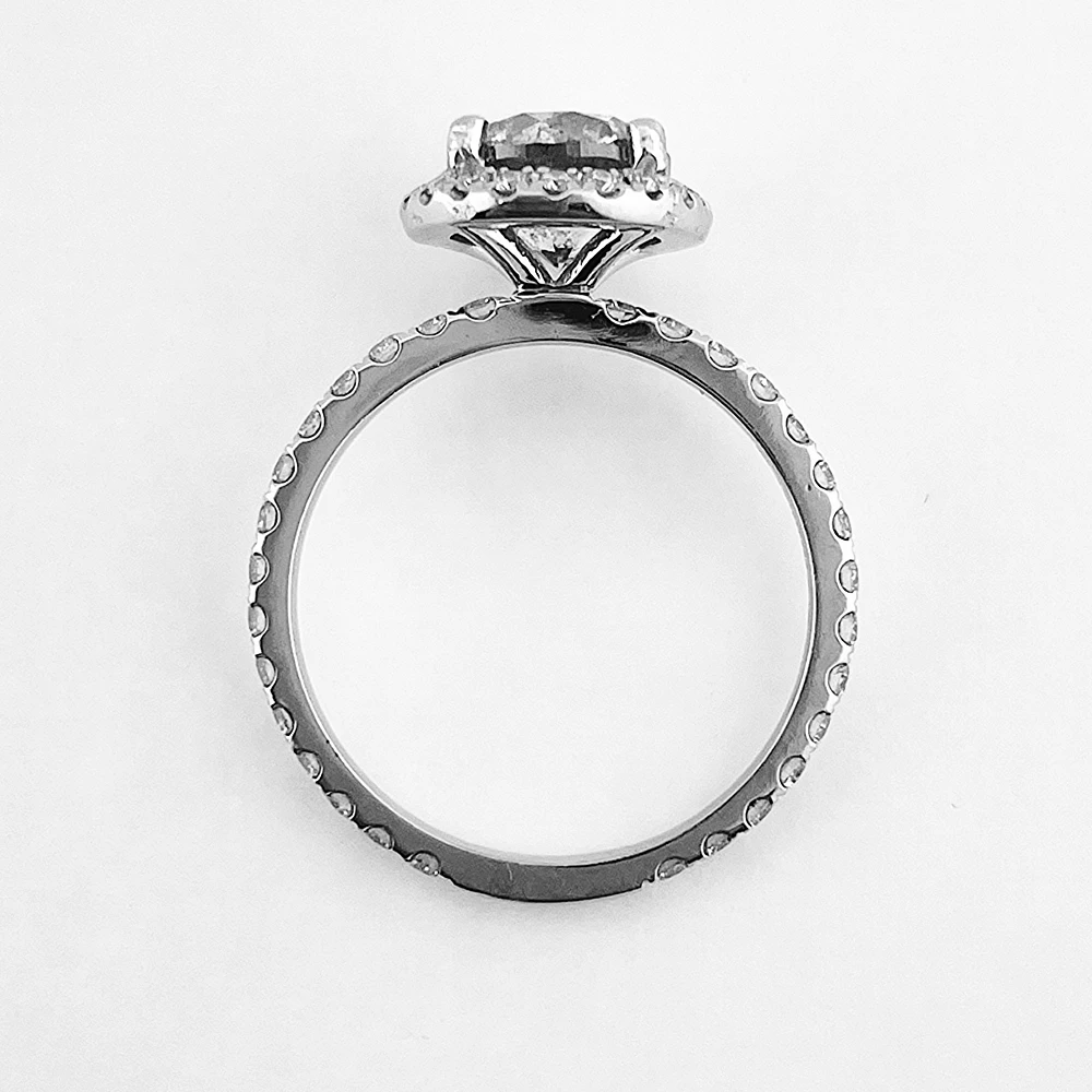 Round Cut Engagement Ring Halo