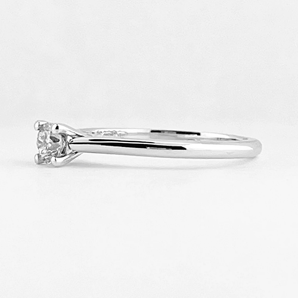 Diamond Solitaire Engagement Ring