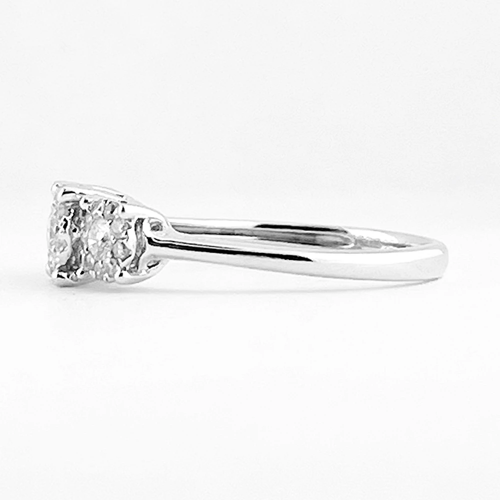 Diamond Cluster Ring