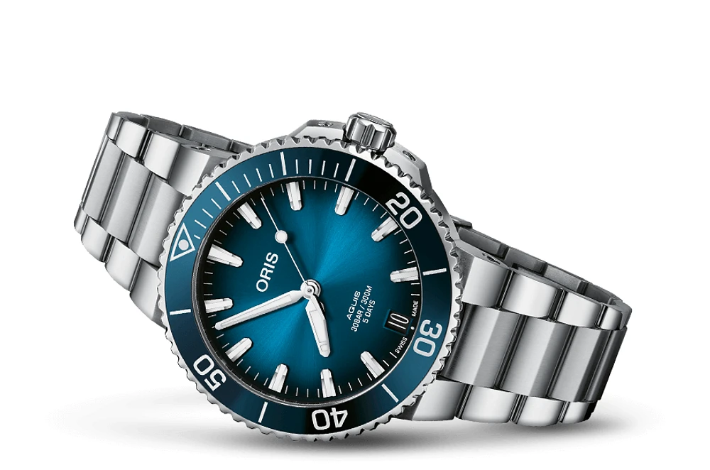 Oris Aquis Date Calibre 400 Blue Dial 41.5MM Automatic