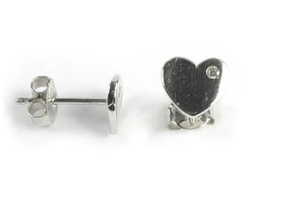 10K White Gold Polished Heart Stud Earrings