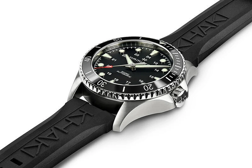 Khaki Navy Scuba Black Dial 43MM Automatic H82515330