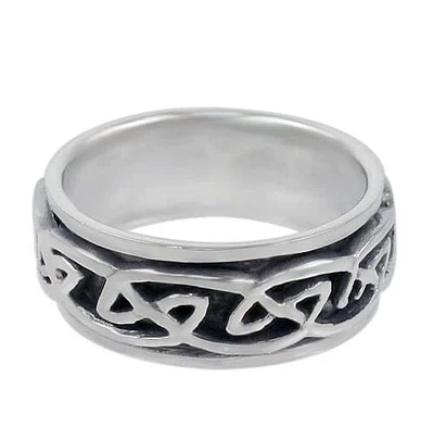 Sterling Silver Spin Ring With Celtic Knot Design. Approximate Size: 8mm Width