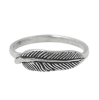 Sterling Silver Ring With Detail Feather Design. Approximate Size: 6mm Length X 16mm Width