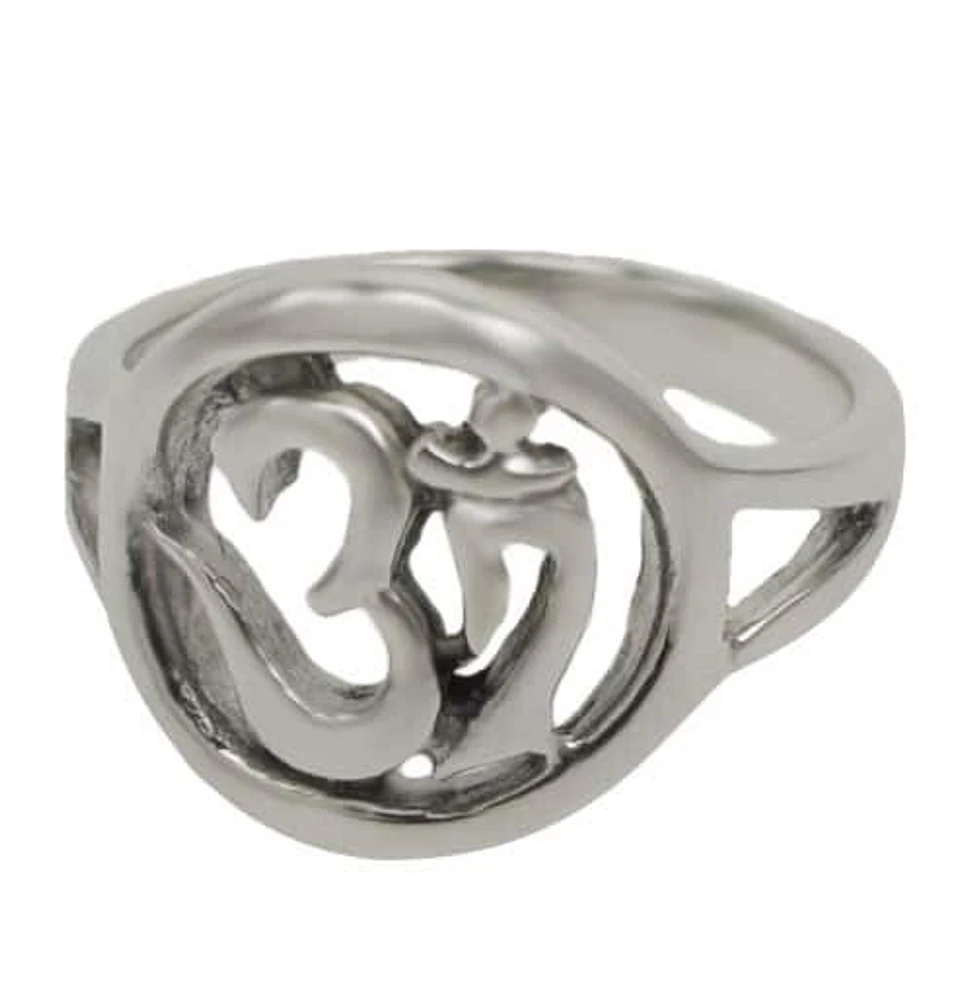 Sterling Silver, Smooth, Fancy Style Om Ring. Approx Size: 13mm Width