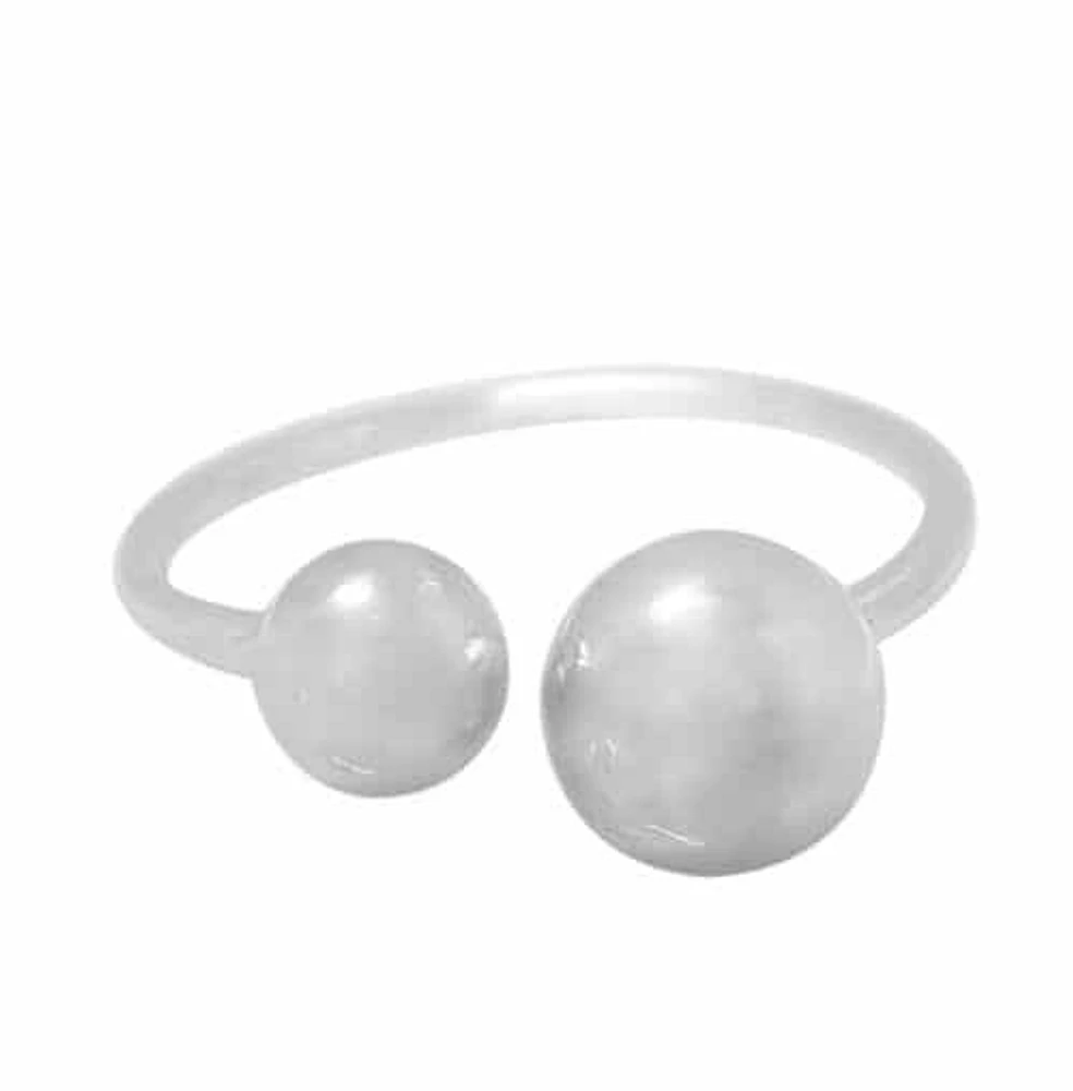 Sterling Silver, Double Ball Style Ring With 6 And 8mm Ball. Approx Size: Width