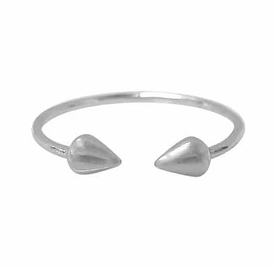 Rhodium Plated On Sterling Silver, Double Arrow Ring. Approximate Size: 4mm Width