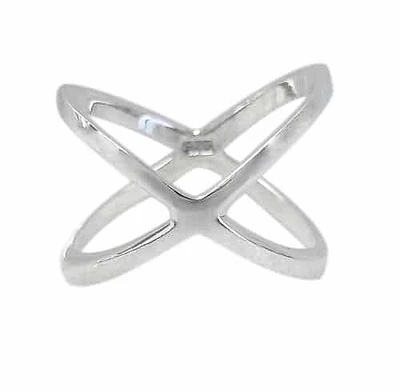 Sterling Silver, Criss Cross Ring. Approximate Frame Size: 16mm Height