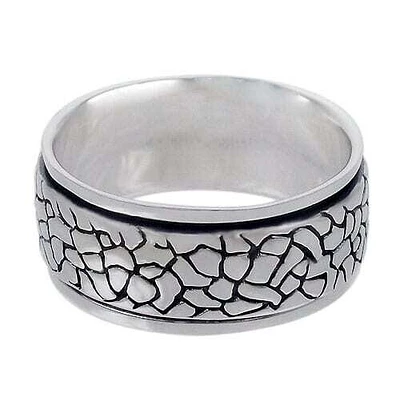 Sterling Silver, Fancy Style Spin Ring With Flat Pebble Design. Approx Size: 9.5mm Width