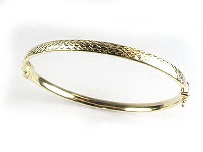 10K Gold Grooved Bangle Bracelet