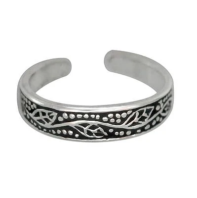 Sterling Silver, Adjustable Toe Ring With Leaf Design.