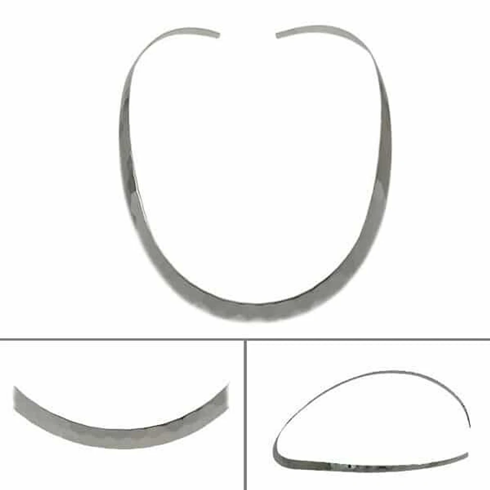 Sterling Silver, Flat Oval Shape Choker With Hammered Finish. Approx Size: 4mm Width