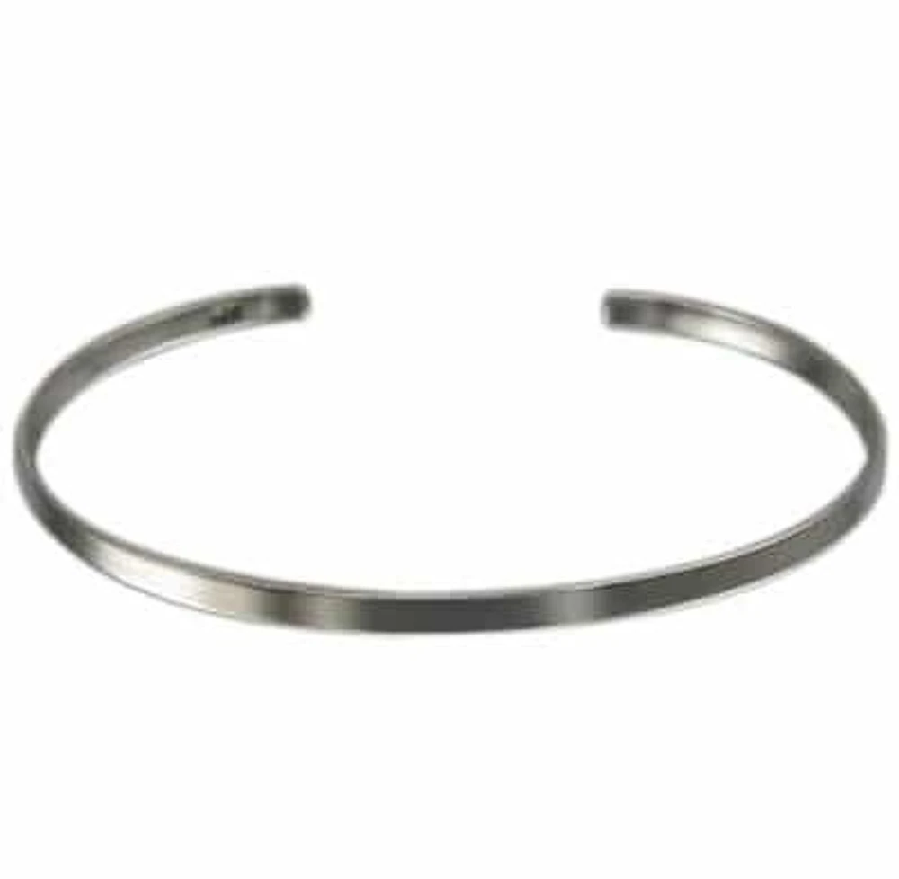 Sterling Silver, Smooth, Flat Plain Bangle. Approximate Size: 3mm W X 1mm T