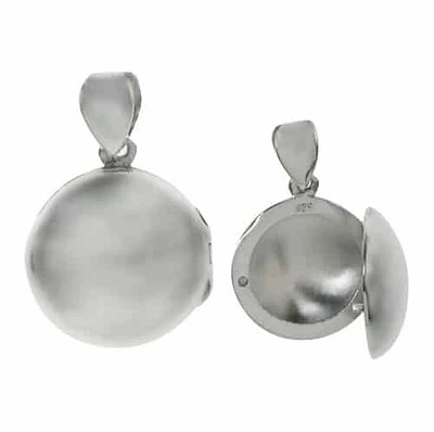 Sterling Silver, Round Locket.  (Locket01) (Locket02) (Locket03) (Locket04)