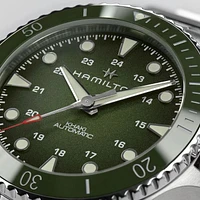 Khaki Navy Scuba Green Dial 43MM Automatic H82525160