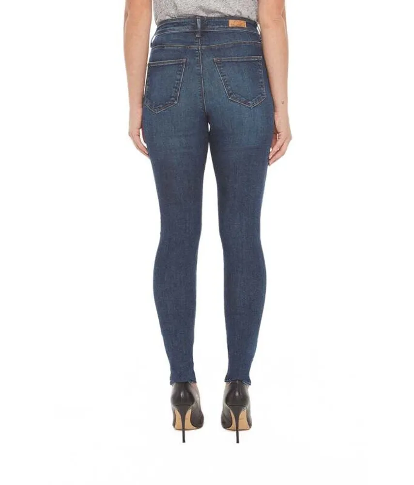 Alexa-CSN High-Rise Skinny Jeans
Sustainable Denim