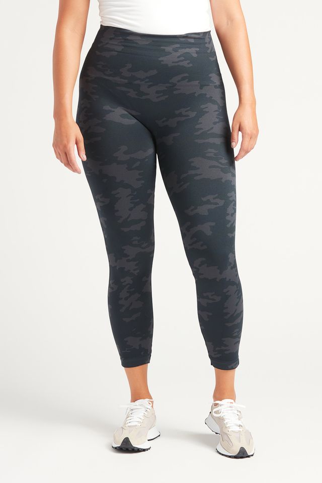 SPANX Look At Me Now Seamless Legging | The Summit