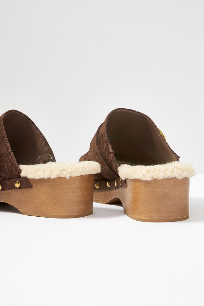 VINCE CAMUTO Canzenee Sherpa Clog