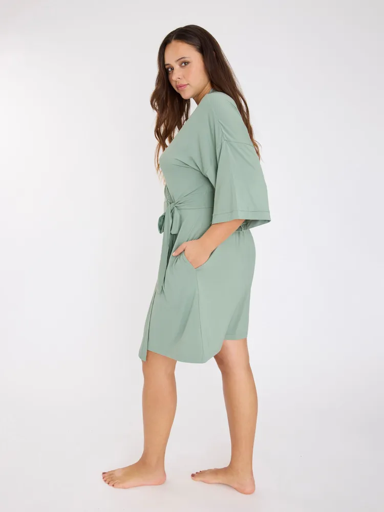 Lily Long Sleeve Robe