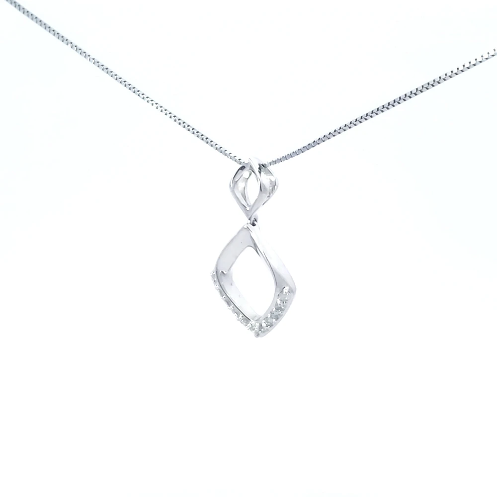 10K White Gold 0.11cttw Diamond Pendant, 18"