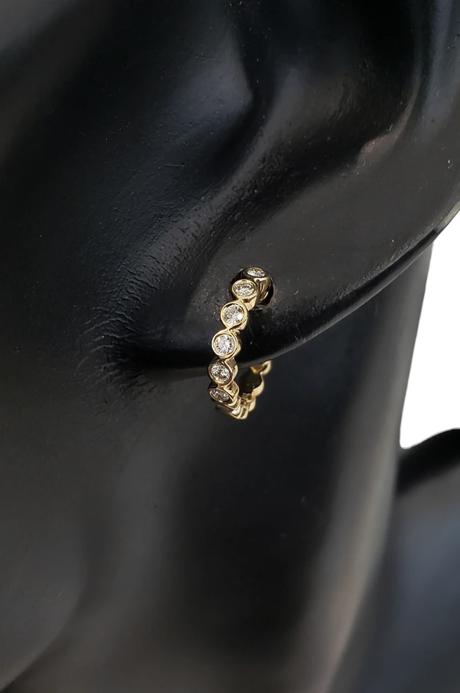 14K Yellow Gold 0.19cttw Diamond Hoop / Huggie Earrings