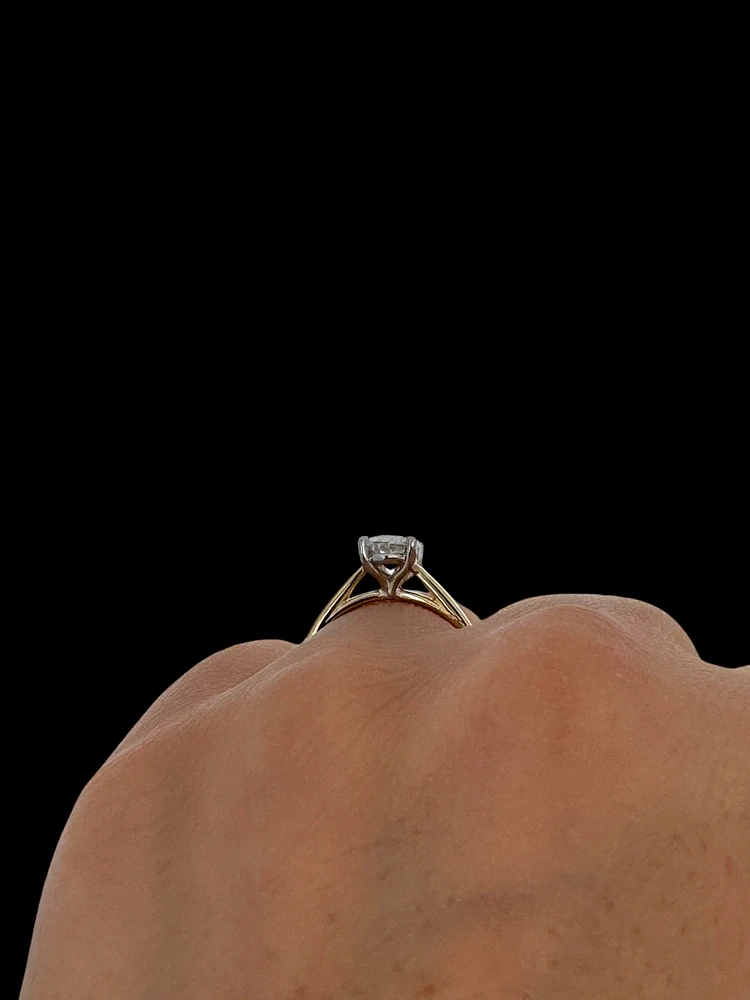 14K Yellow Gold 1.00cttw Lab Grown Oval Diamond Engagement Ring - /