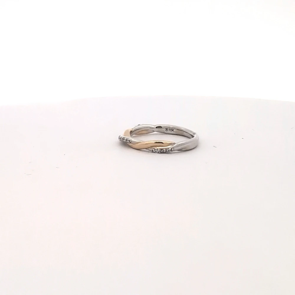 10K White and Yellow Gold 0.08 cttw Diamond Ring