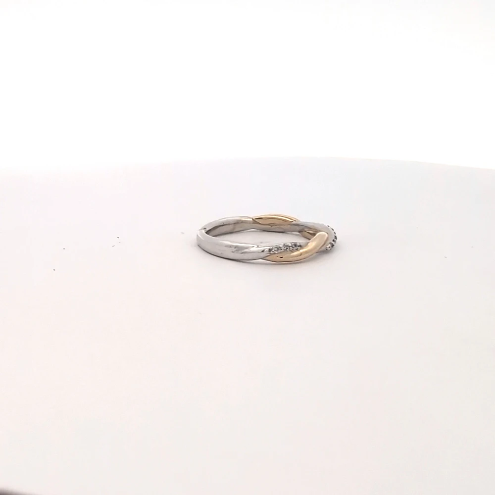 10K White and Yellow Gold 0.08 cttw Diamond Ring