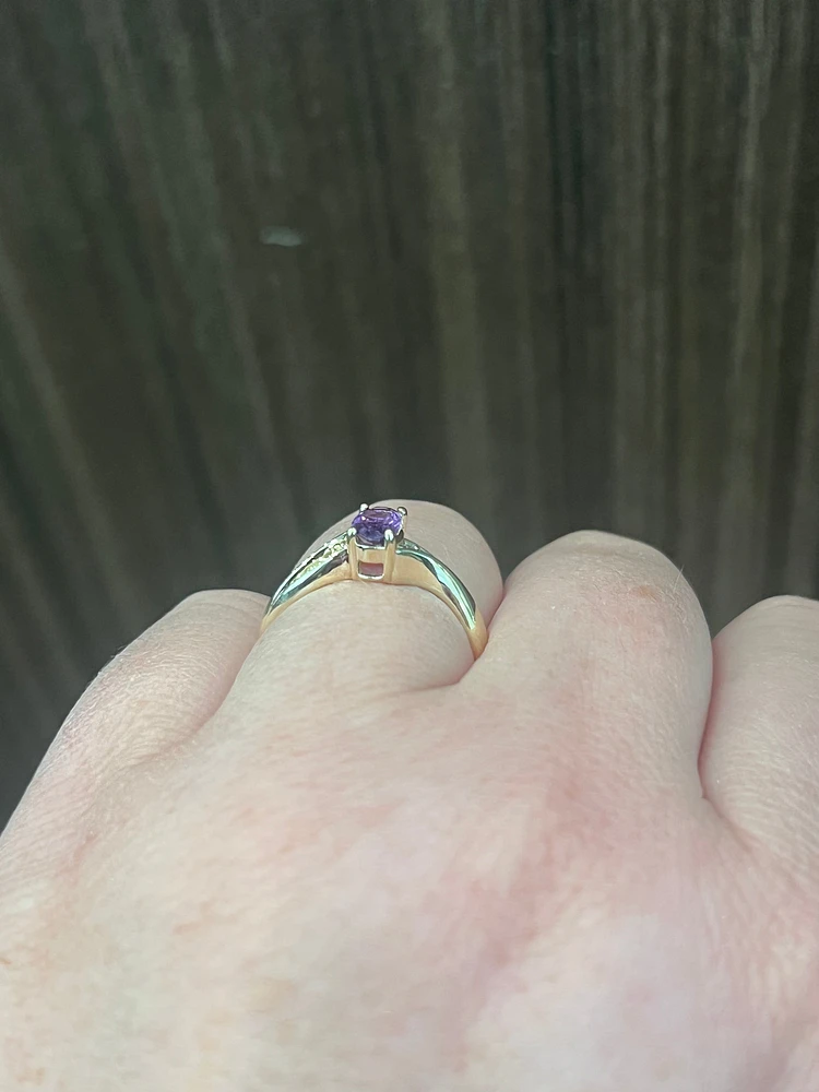 10K Yellow Gold Genuine Amethyst & Diamond Ring