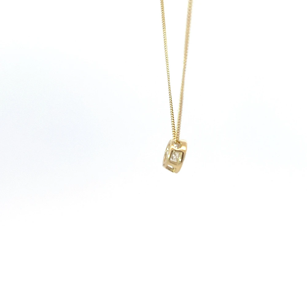 10K Yellow Gold 5mm Genuine Topaz Pendant