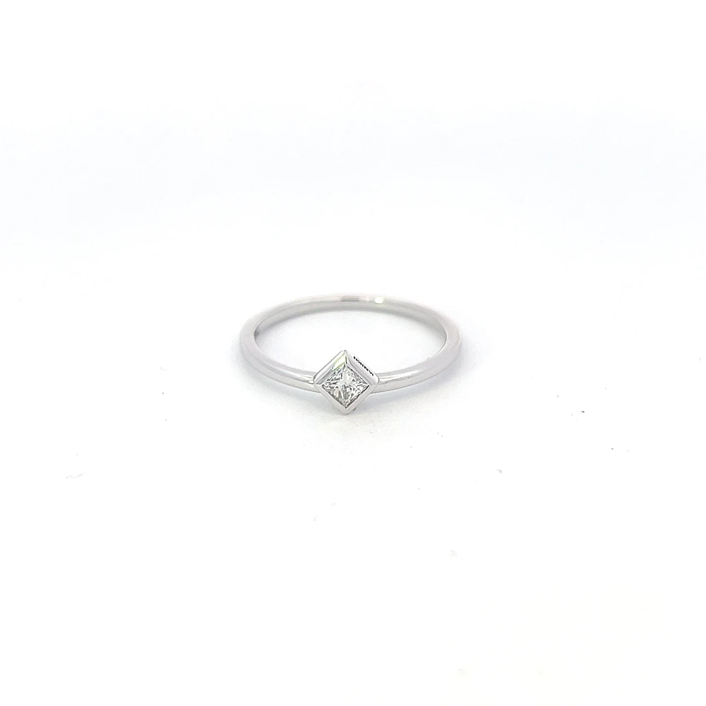 10K White Gold 0.16cttw Princess Cut Canadian Diamond Ring