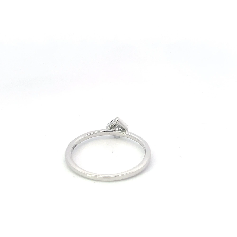 10K White Gold 0.16cttw Princess Cut Canadian Diamond Ring