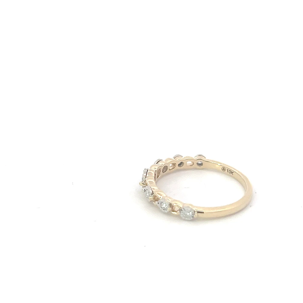 10K Yellow Gold 0.18cttw Diamond Ring