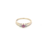 10K Yellow Gold 0.04cttw Diamond with Genuine Ruby Ring - /