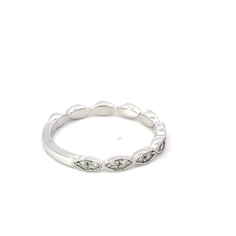10K White Gold 0.20cttw Diamond Band