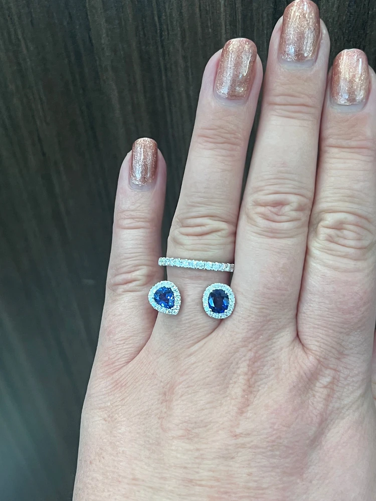 14K White Gold cttw Blue Sapphire and White Diamond Ring