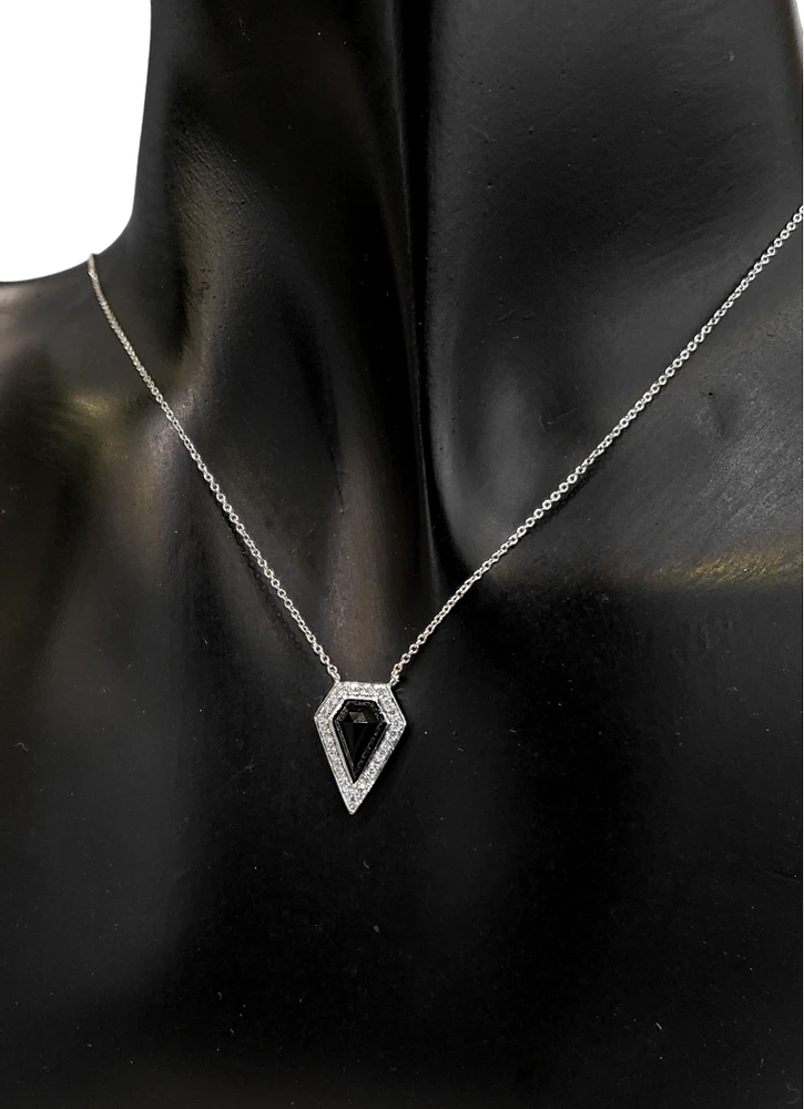 14K White Gold 0.78 Onyx & 0.10cttw Diamond Pendant