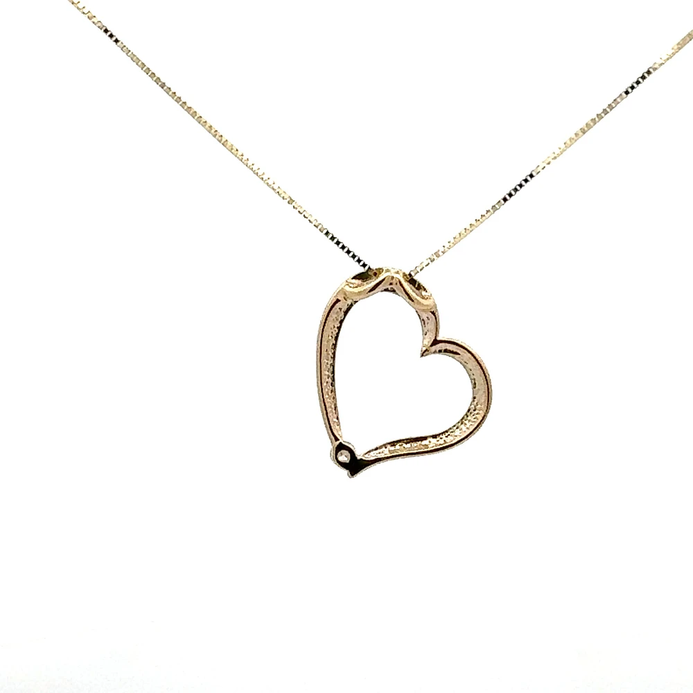 10K Gold 0.03cttw Canadian Diamond Heart Pendant