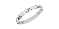 10K White Gold 0.12cttw Diamond Ring