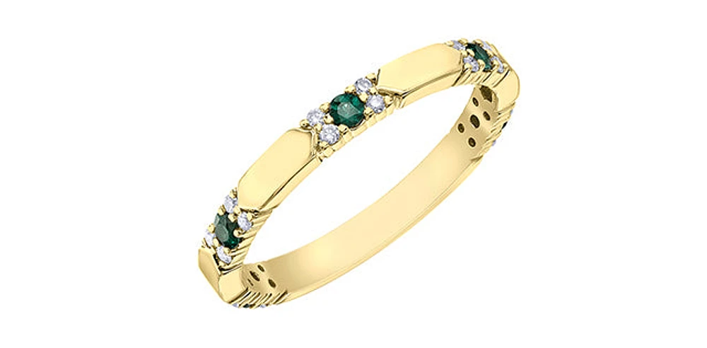 10K Yellow Gold Genuine Emerald & 0.13cttw Diamond Ring / Band, size 6.5