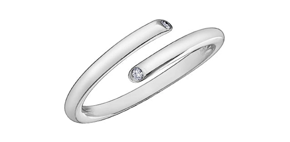 10K Diamond Bypass Ring - / Gold