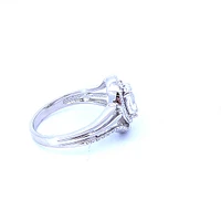925 Sterling Silver White Topaz & Diamond Ring - 4.5