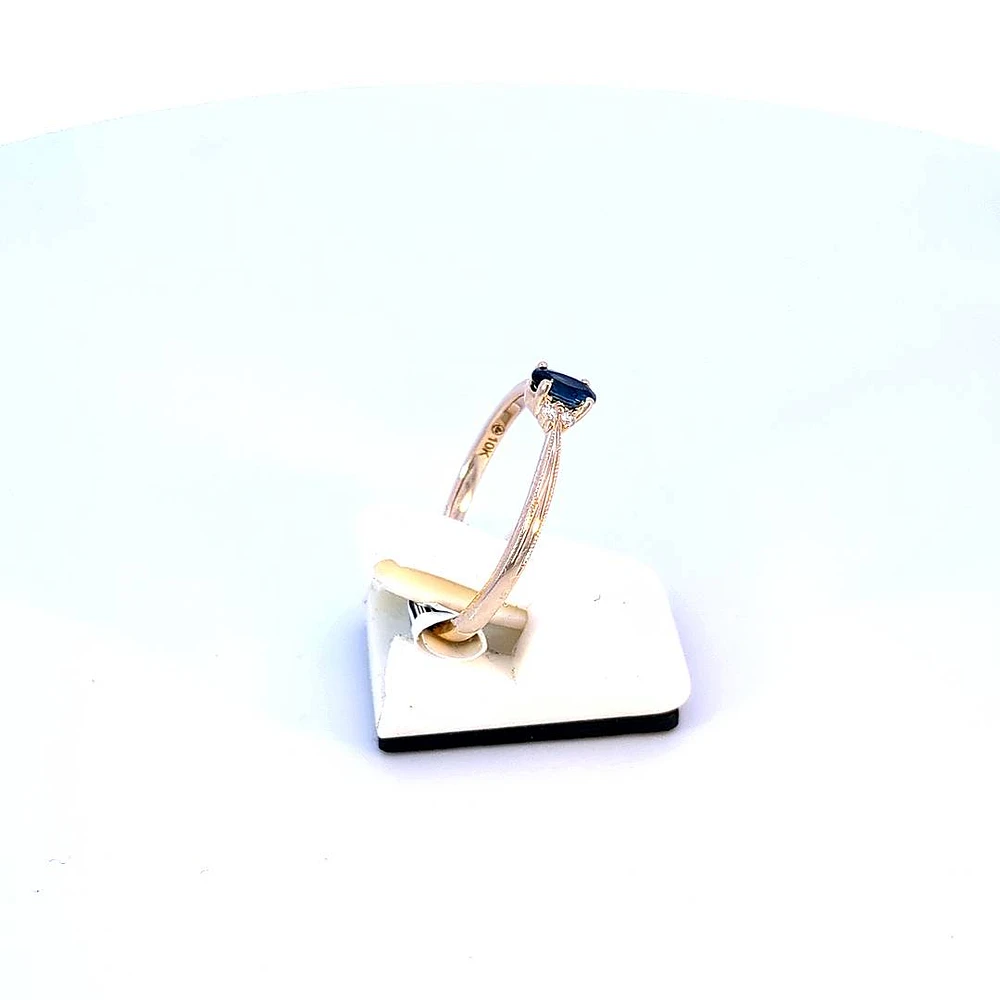 10K Yellow Gold 0.25cttw Genuine Sapphire & 0.03Cttw Diamond Ring - / 4.5