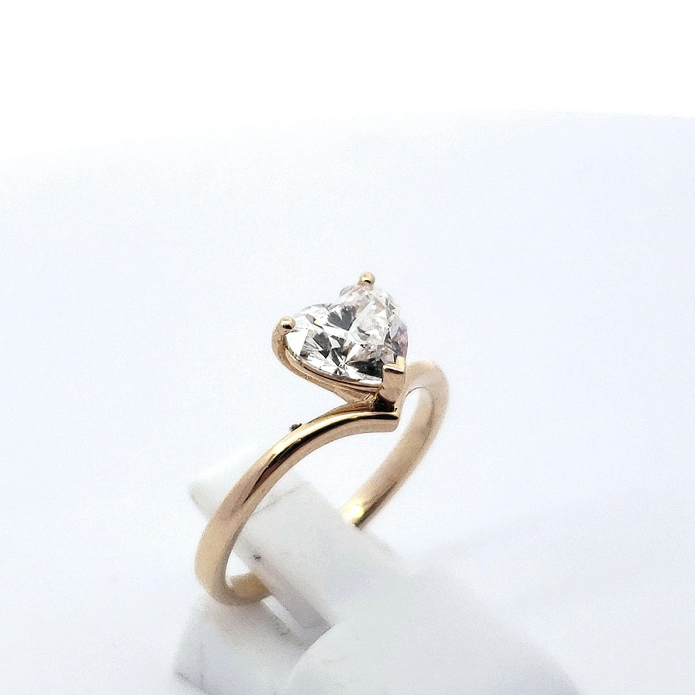 14K Yellow Gold 1.50 cttw Lab Grown Heart Diamond Solitare - / White