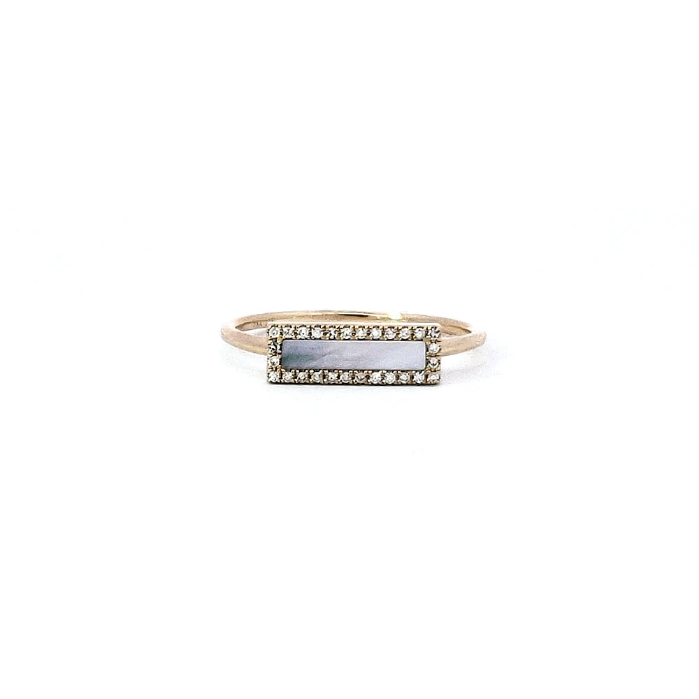 14K Yellow Gold 0.06 cttw Diamond and Mother of Pearl Ring
