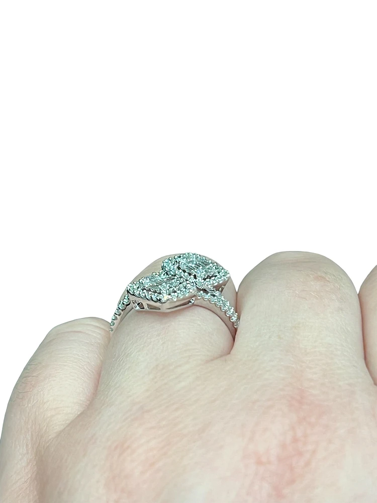14K White Gold Diamond Ring