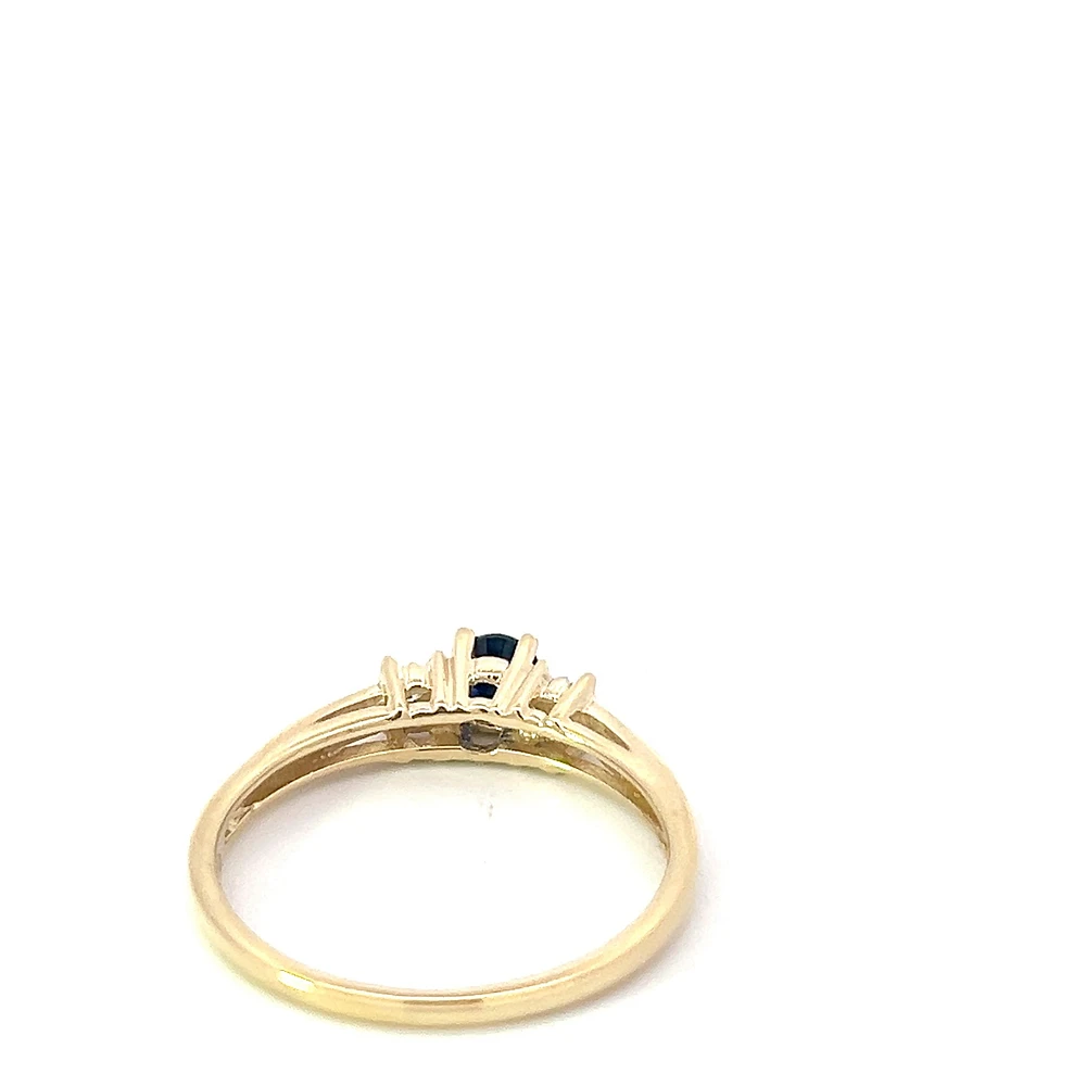 10K Yellow Gold Sapphire and Diamond 3 Stone Ring - Size 6